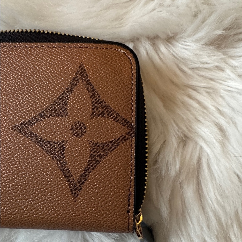 Brown Monogram Zip Wallet - Picture 4 of 7